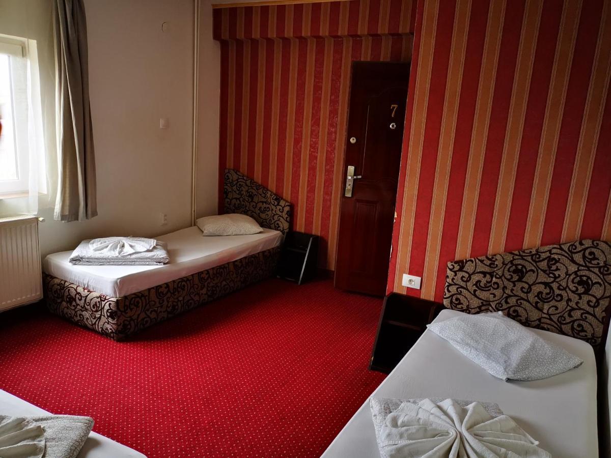 Golden Pension Târgu Jiu Dış mekan fotoğraf